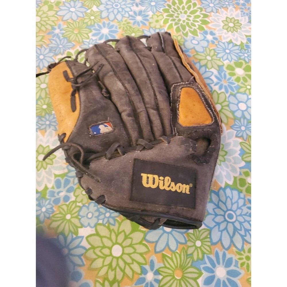 Wilson A350 A0350 ML125 MLB Genuine Leather 12 1/2" Baseball Glove RHT - Picture 7 of 10